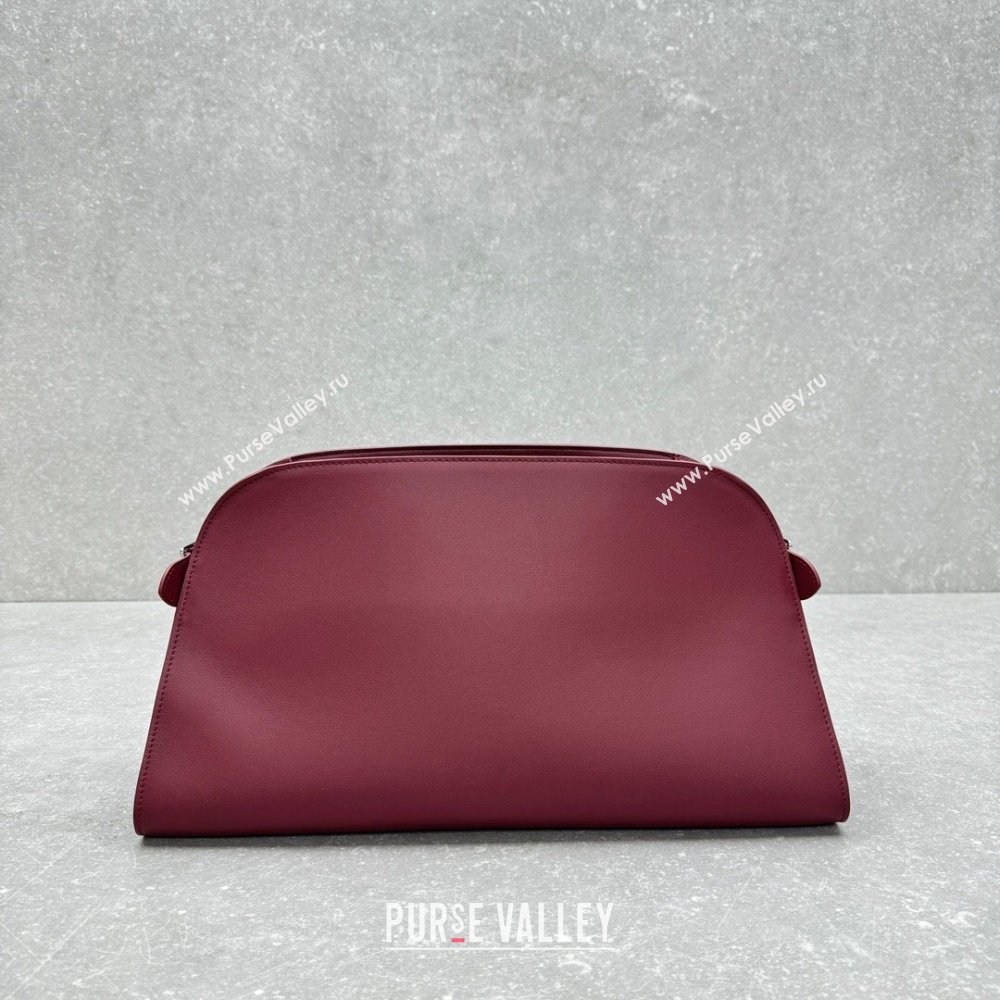 The Row Margaux Clutch in Smooth Leather Amaranth Red 2025 1843 (ningm-250408055)