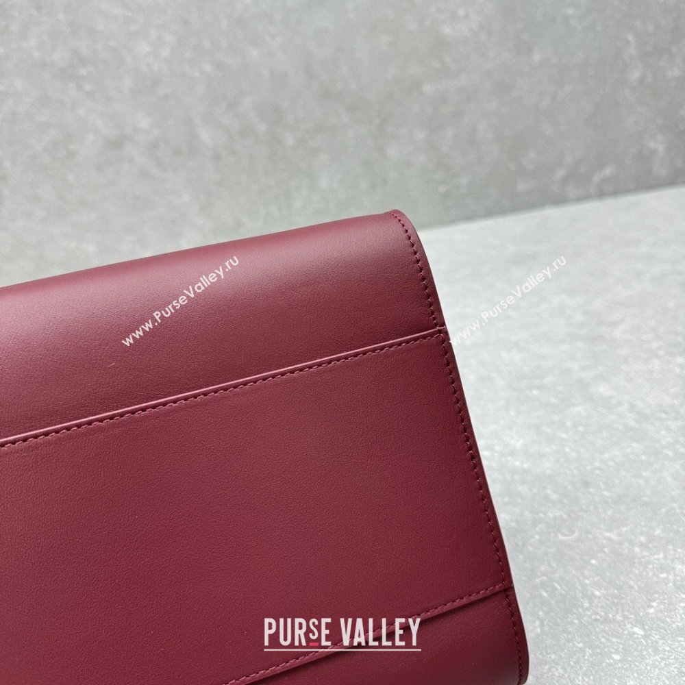 The Row Margaux Clutch in Smooth Leather Amaranth Red 2025 1843 (ningm-250408055)