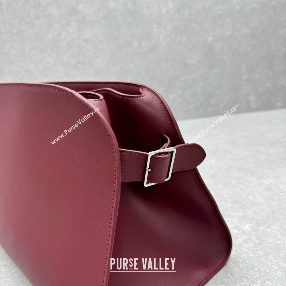 The Row Margaux Clutch in Smooth Leather Amaranth Red 2025 1843 (ningm-250408055)