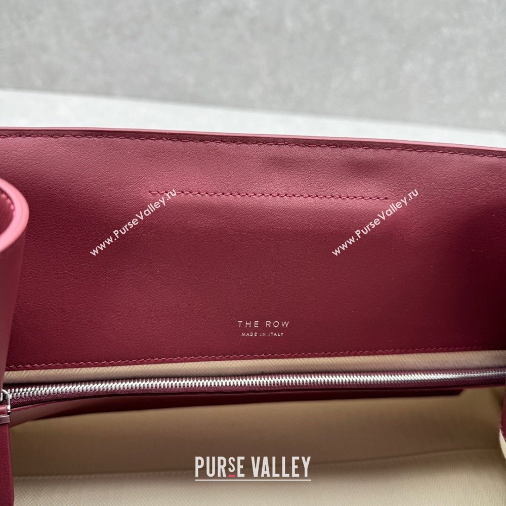 The Row Margaux Clutch in Smooth Leather Amaranth Red 2025 1843 (ningm-250408055)