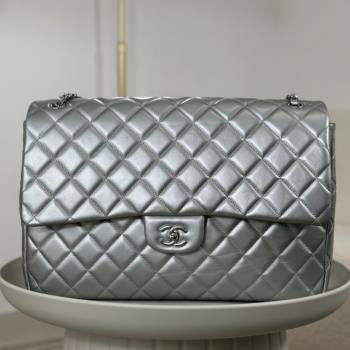 Chanel XXL Airline Travel Flap Bag in Smooth Calfskin A4661 Silver/Silver 2024 Top (SM-23122127)