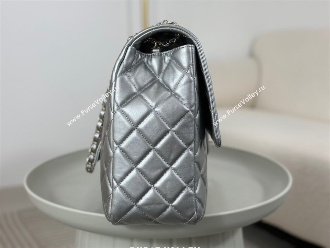 Chanel XXL Airline Travel Flap Bag in Smooth Calfskin A4661 Silver/Light Gold 2024 Top (SM-23122126)