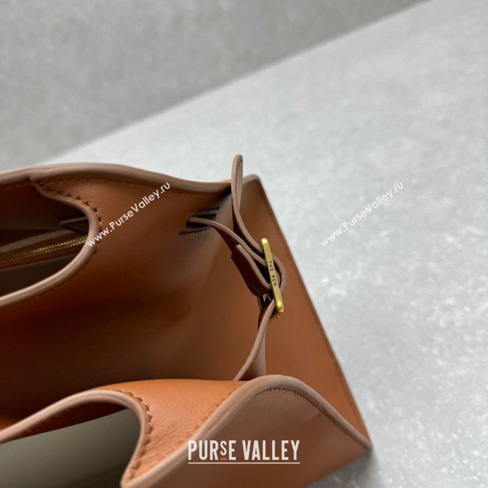The Row Margaux Clutch in Smooth Leather Brown 2025 1843 (ningm-250408058)