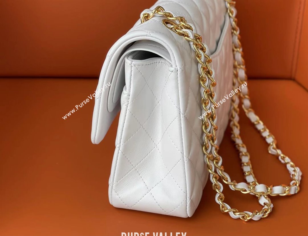 Chanel Quilted Lambskin Medium Classic Flap Bag A01112 White/Gold 2024 Original Quality (MHE-24072304)