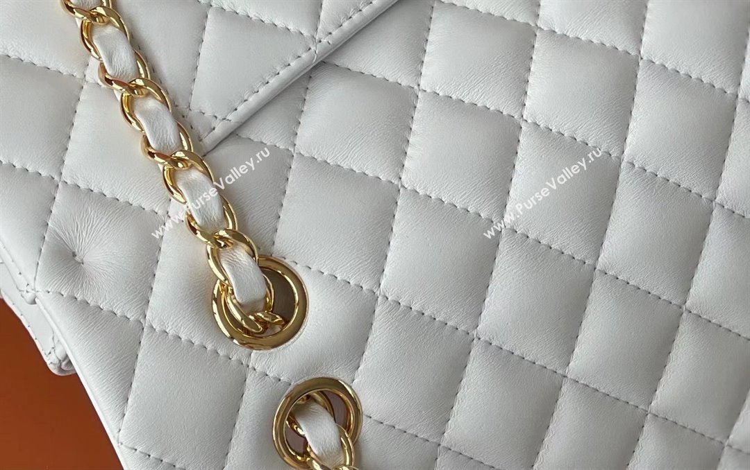 Chanel Quilted Lambskin Medium Classic Flap Bag A01112 White/Gold 2024 Original Quality (MHE-24072304)