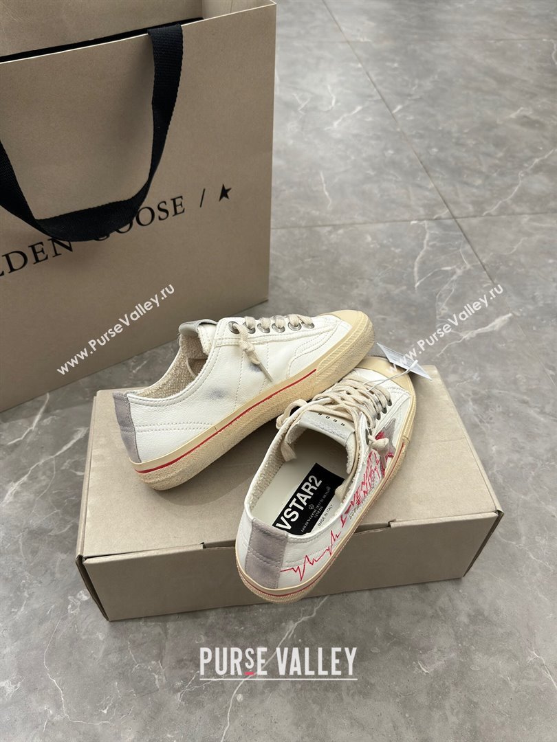 Golden Goose V-Star Sneakers in Leather with Signature White/Red 2024 0702 (13-240702117)