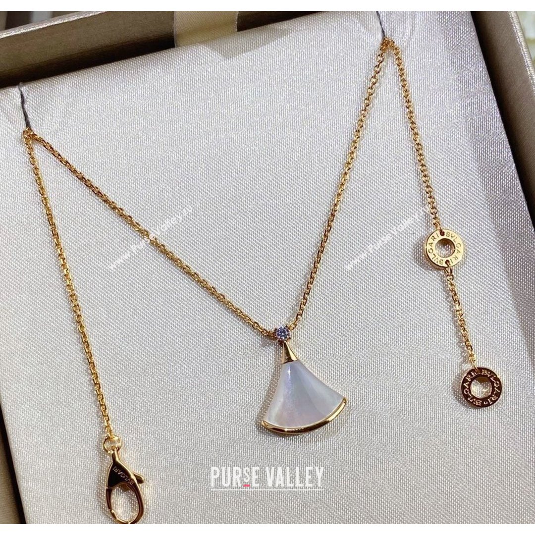 Chanel Caviar grain calfskin Classic Flap bag in black    A01115 (shimao-21090215)