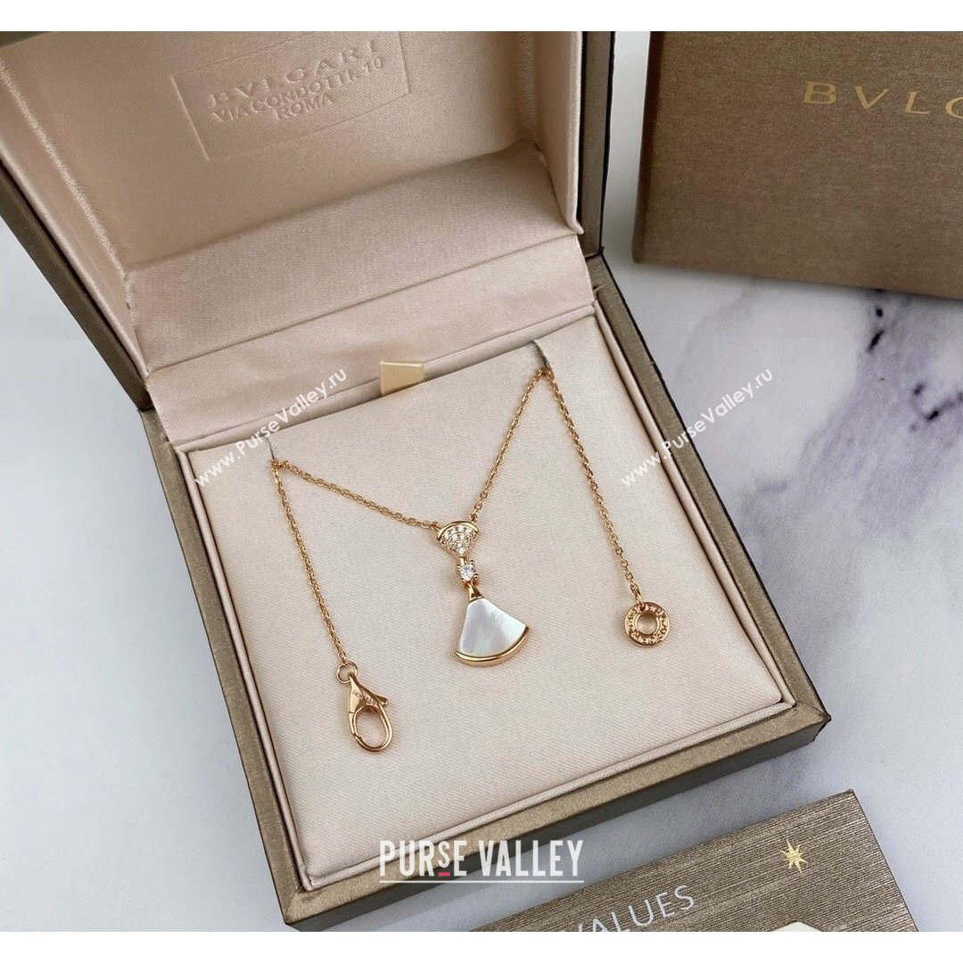 Chanel Caviar grain calfskin Classic Flap bag in beige    A01116 (shimao-21090217)