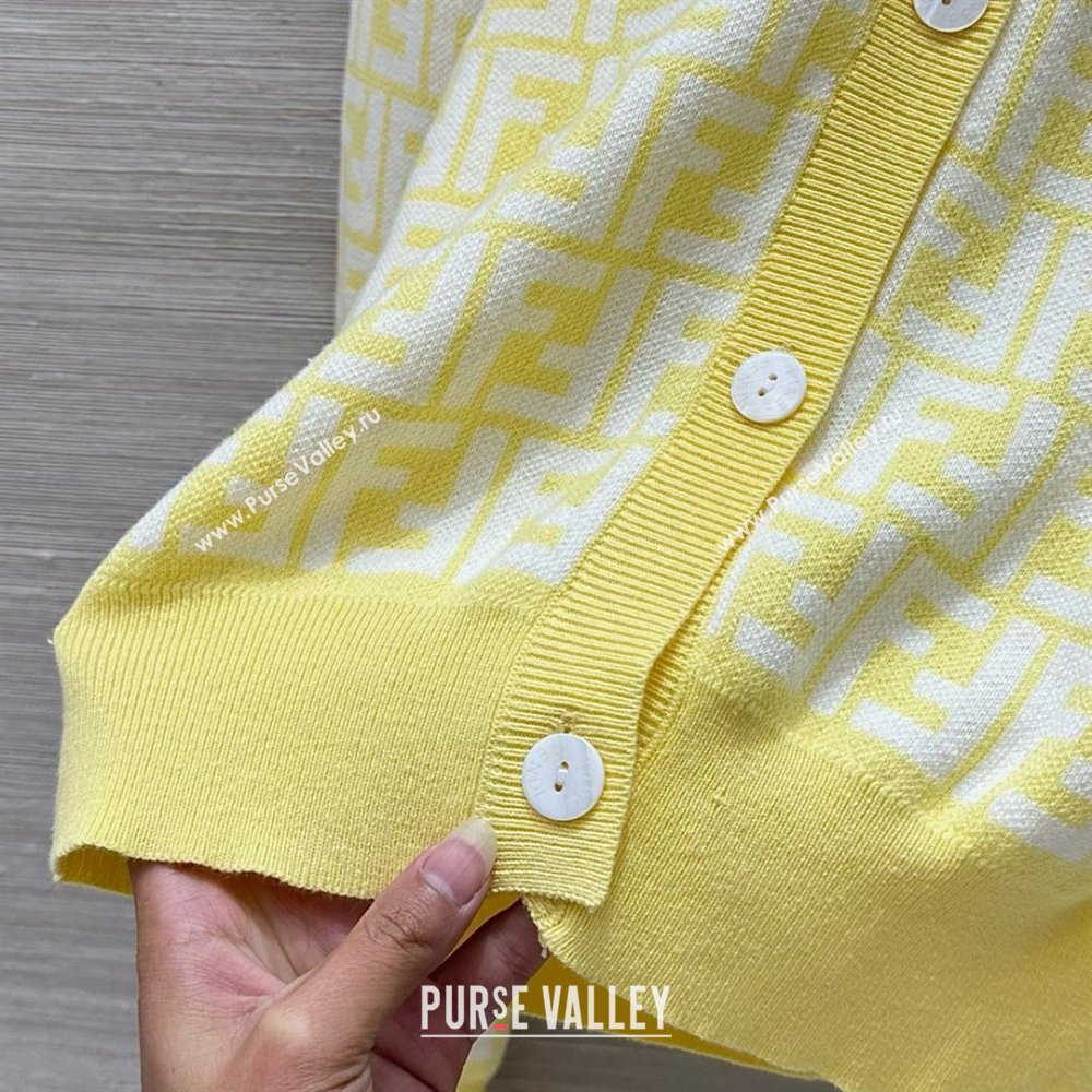 Fendi FF Cardigan F21106 Yellow 2025 (Q-25021106)