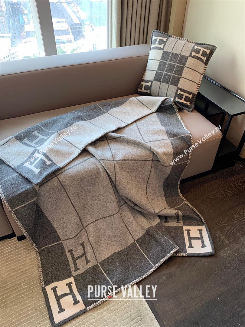 Hermes Avalon Wool Cashmere Blanket and Pillow H0412 Grey 2024 (SHUYA-24041204)
