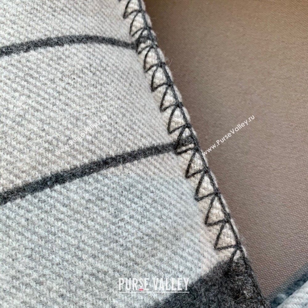 Hermes Avalon Wool Cashmere Blanket and Pillow H0412 Grey 2024 (SHUYA-24041204)