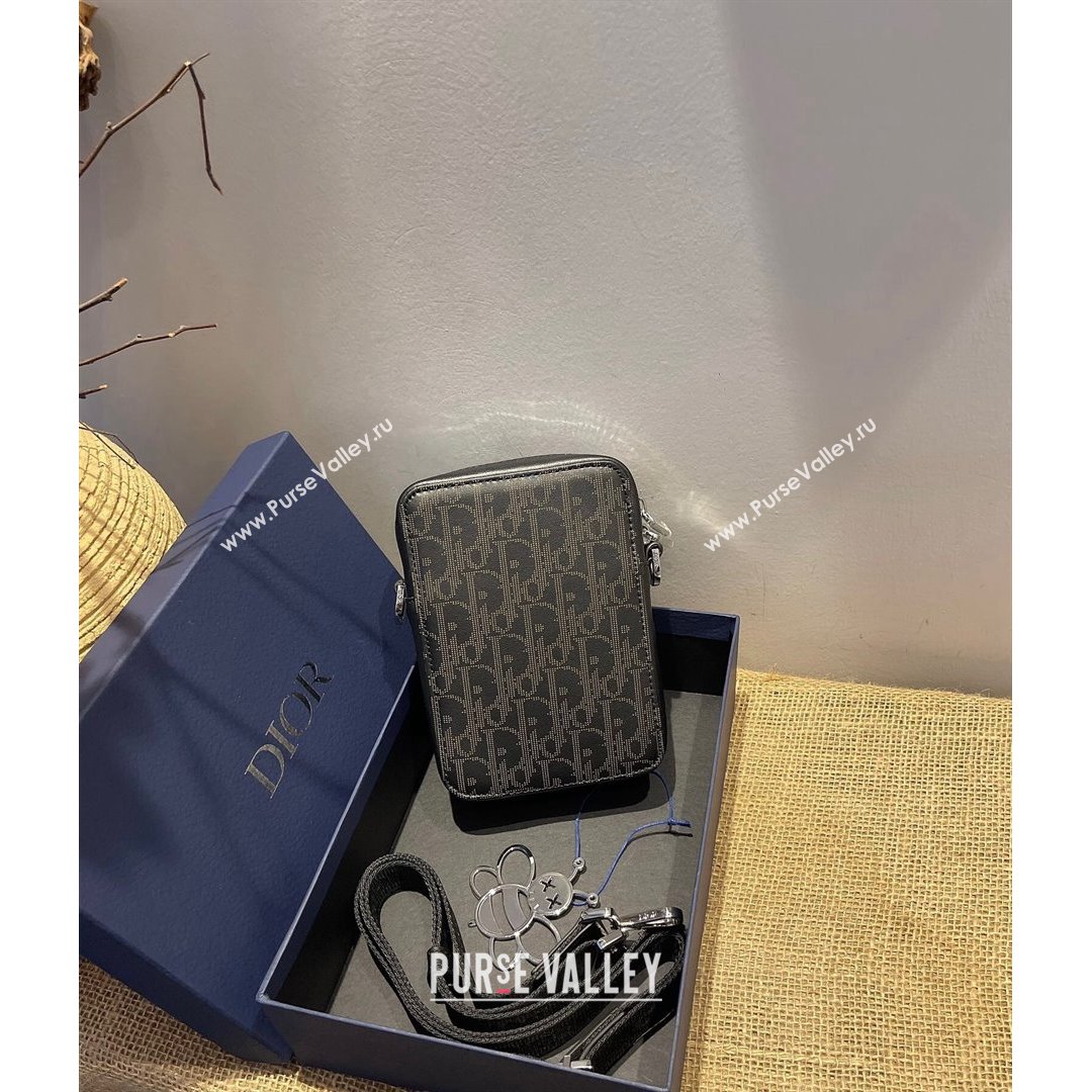 Dior Mens World Tour Messenger Pouch in Black Oblique Galaxy Leather 2021 (XXG-21090734)
