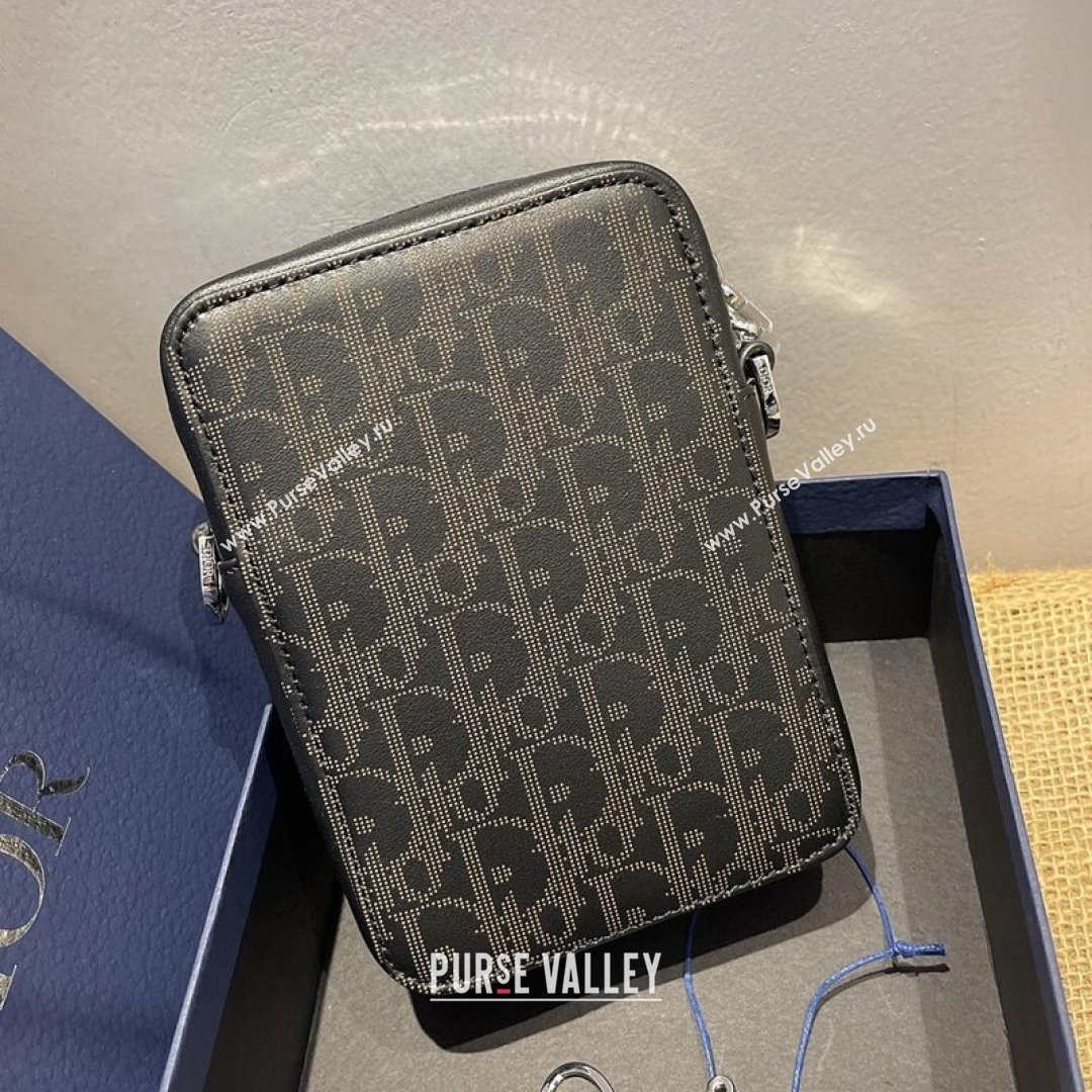 Dior Mens World Tour Messenger Pouch in Black Oblique Galaxy Leather 2021 (XXG-21090734)