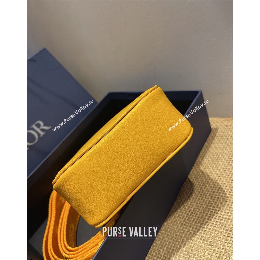 Dior Mens World Tour Messenger Pouch in Yellow Oblique Galaxy Leather 2021 (XXG-21090736)