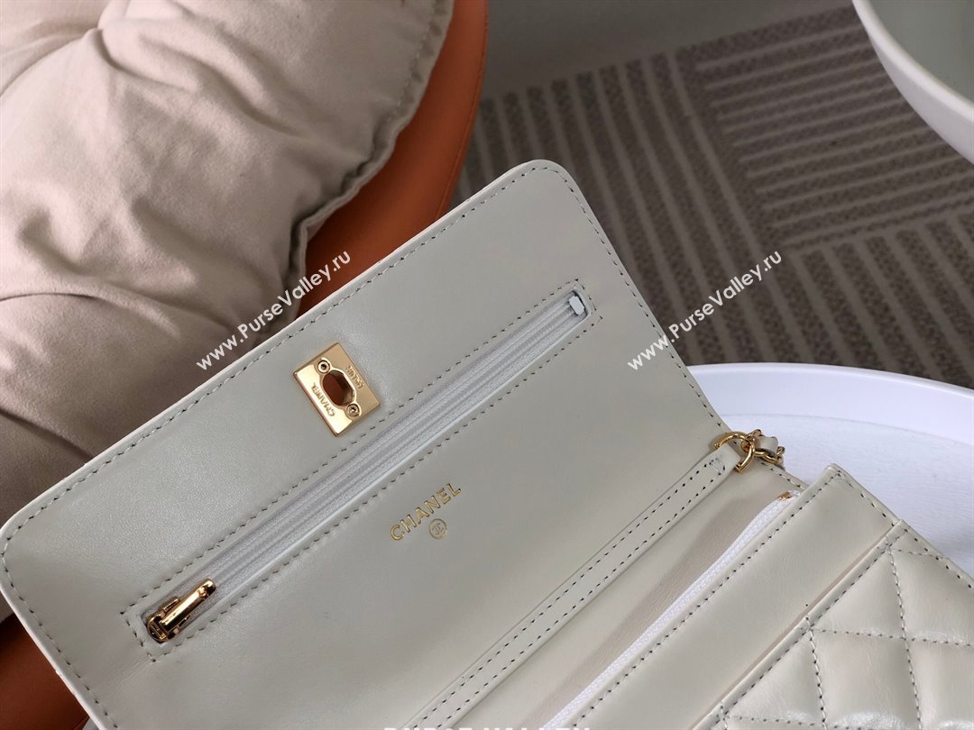 Chanel Shiny Lambskin Wallet On Chain WOC AP3785 White 2024 (SM-24042604)
