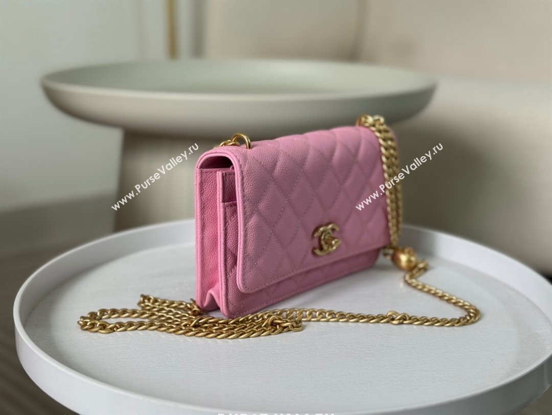 Chanel Grained Calfskin Wallet On Heart Chain WOC Pink 2024 (SM-24042602)