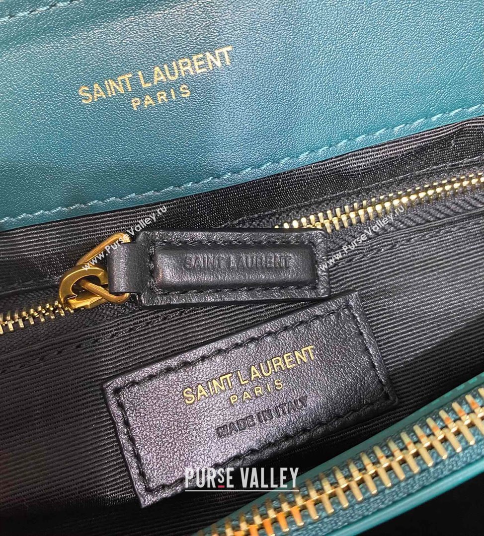 Chanel 19 Wallet On Chain WOC Bag in Lambskin AP3267 bluey-green 2024 (DL-24060420)