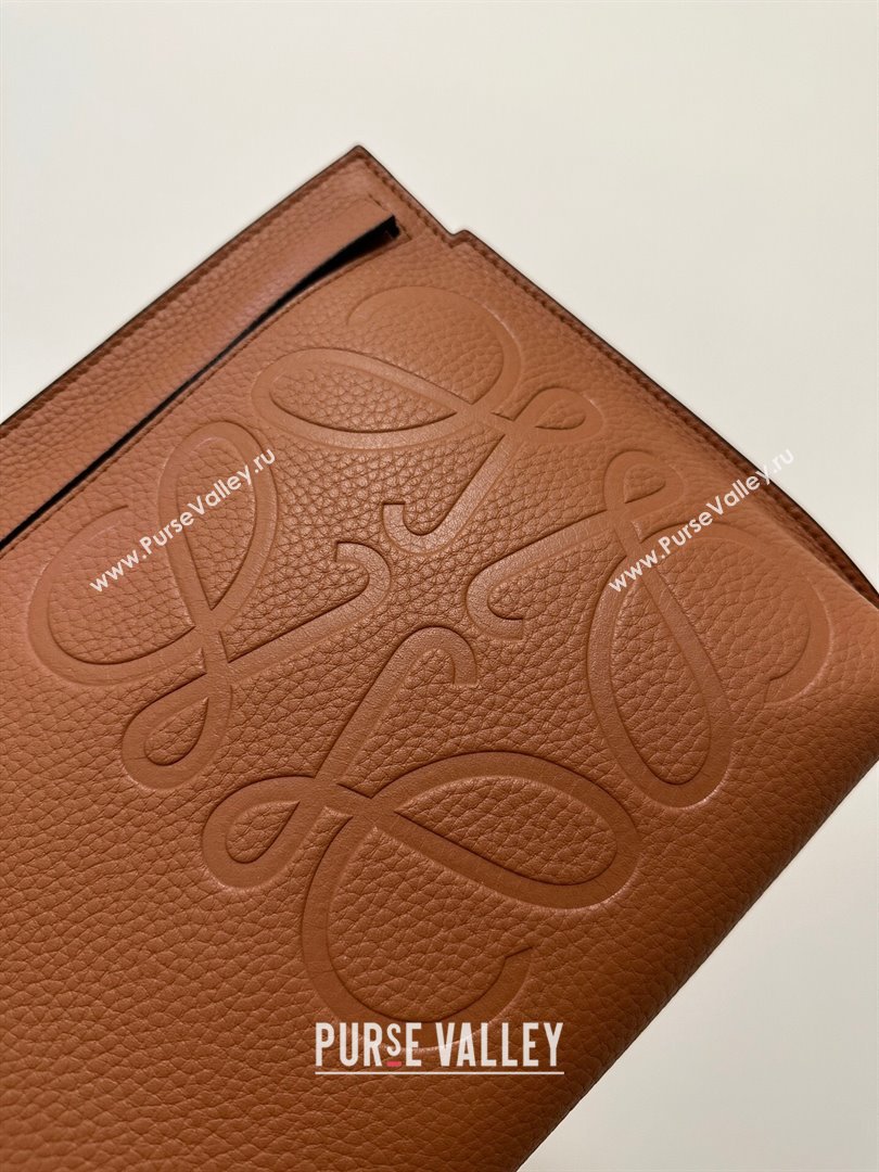 Loewe T Pouch in Grained Calfskin Brown 2023 TOP (KEKE-23122703)