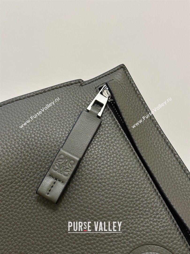 Loewe T Pouch in Grained Calfskin Khaki Green 2023 TOP (KEKE-23122705)