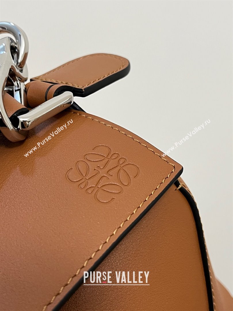 Loewe Small Puzzle Bag in Classic Calfskin 9311L Caramel 2023 TOP (KEKE-23122707)