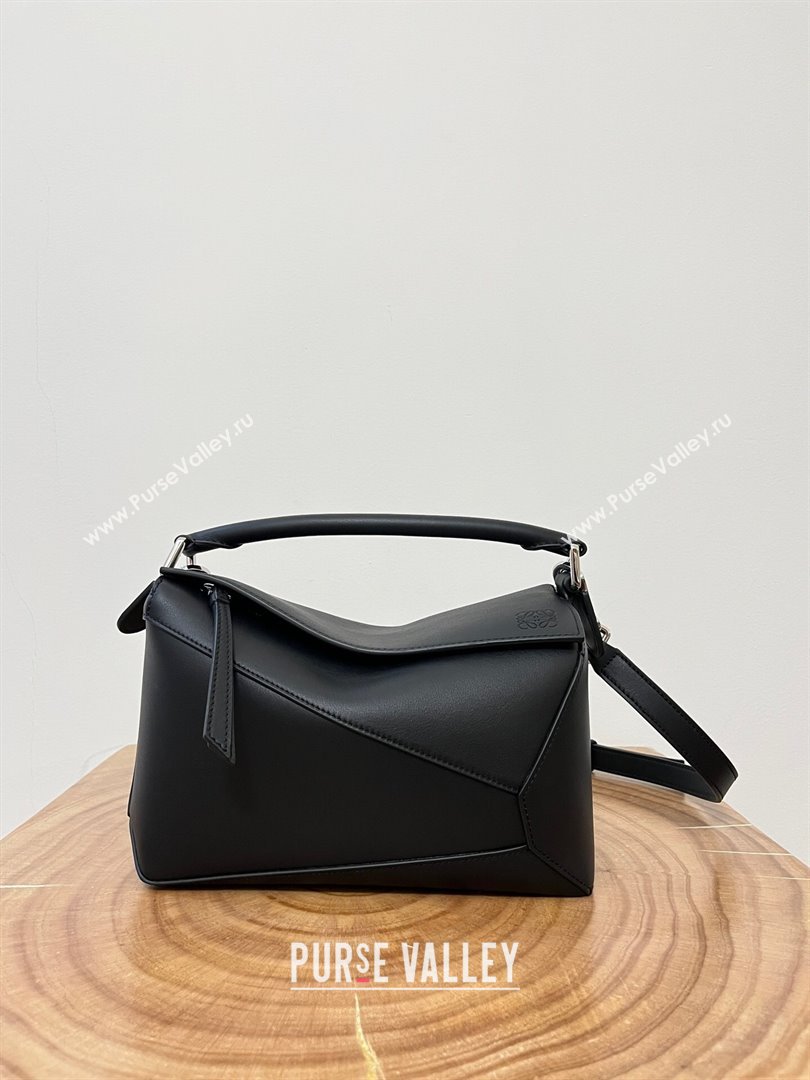 Loewe Small Puzzle Bag in Classic Calfskin 9311L Black 2023 TOP (KEKE-23122710)