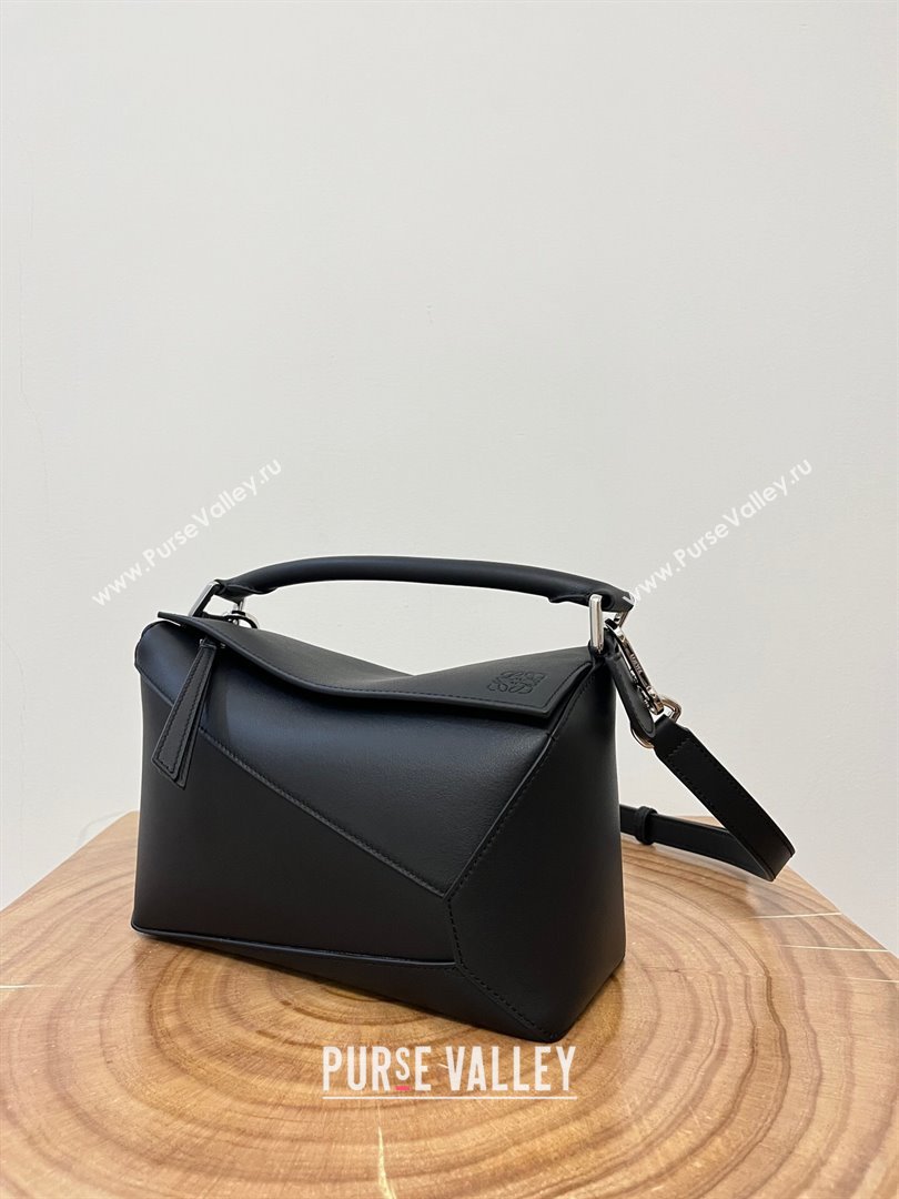 Loewe Small Puzzle Bag in Classic Calfskin 9311L Black 2023 TOP (KEKE-23122710)