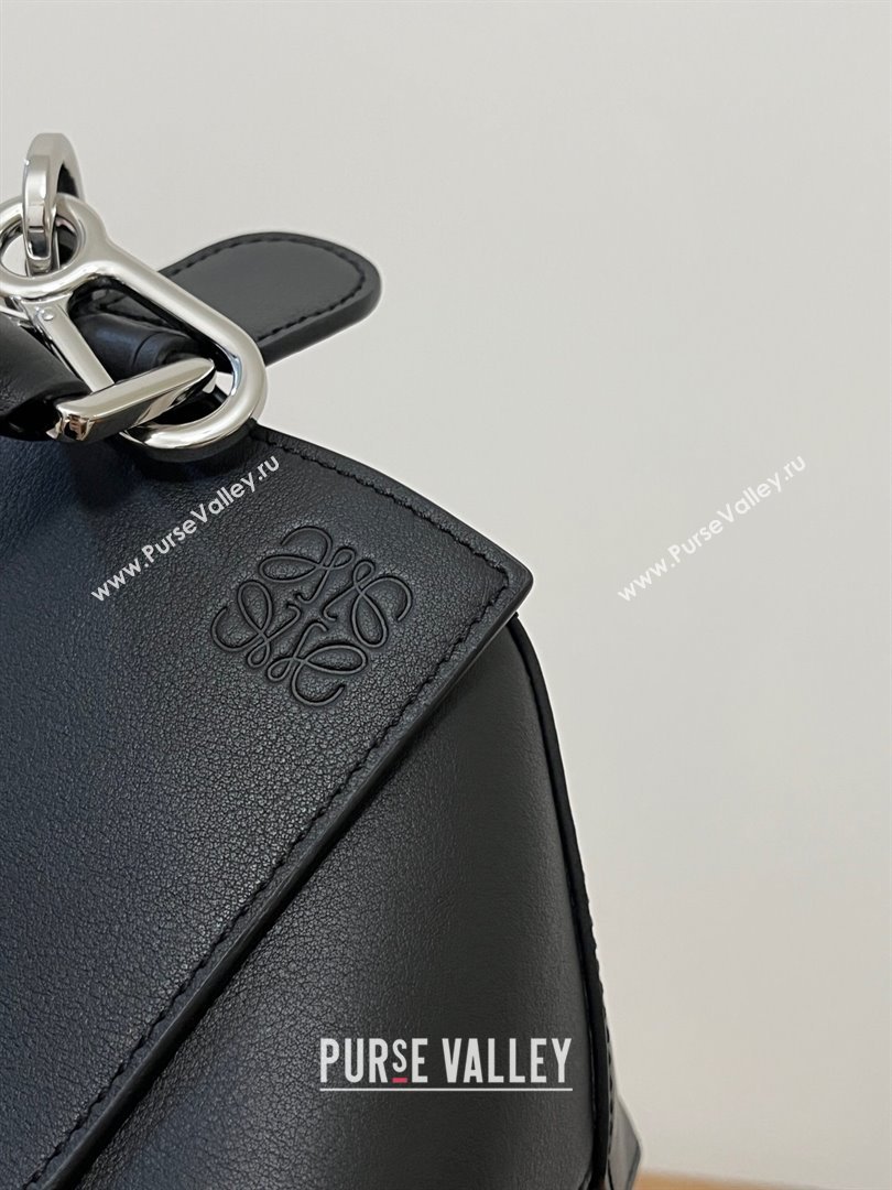 Loewe Small Puzzle Bag in Classic Calfskin 9311L Black 2023 TOP (KEKE-23122710)