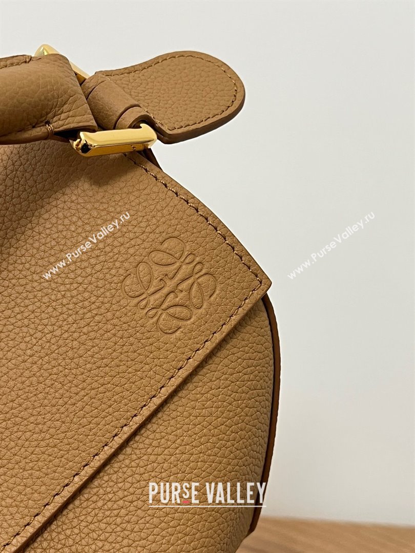 Loewe Small Puzzle Bag in Soft Grained Calfskin 8010L Toffee 2023 TOP (KEKE-23122716)