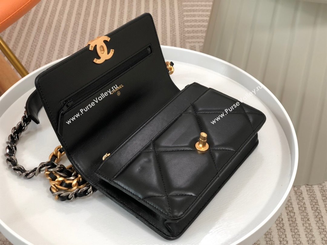 Chanel 19 Wallet On Chain WOC Bag in Lambskin AP3267 Black/Gold 2024 (SM-24060401)