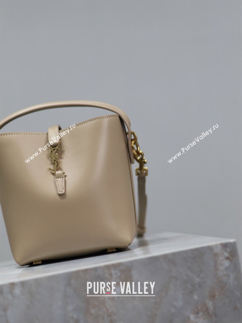 Saint Laurent LE 37 Mini Bucket Bag in Dark Beige Calfskin 765870 2024 (MHUI-24110121)