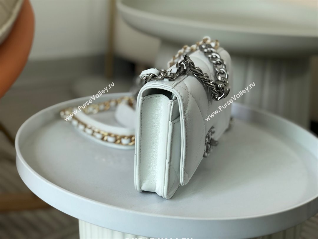 Chanel 19 Wallet On Chain WOC Bag in Lambskin AP3267 White/Silver 2024 (SM-24060404)