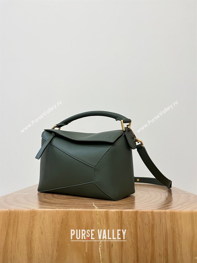 Loewe Small Puzzle Bag in Classic Calfskin 9311L Bottle Green 2023 TOP (KEKE-23122719)