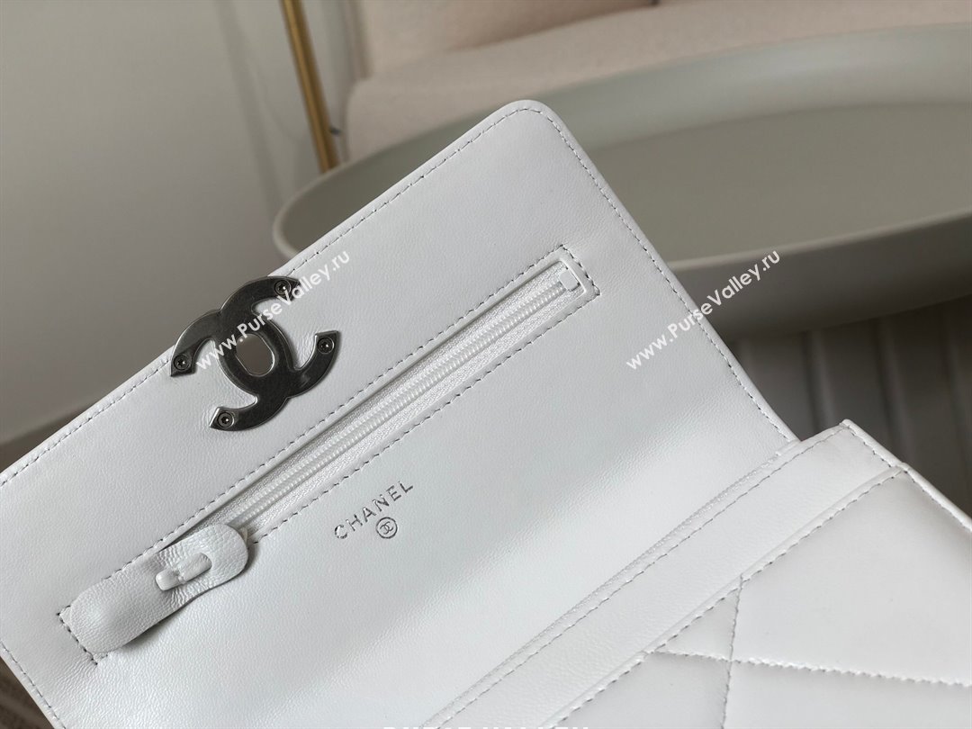 Chanel 19 Wallet On Chain WOC Bag in Lambskin AP3267 White/Silver 2024 (SM-24060404)