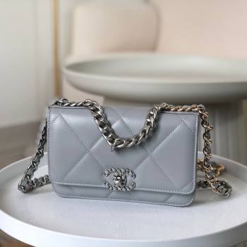 Chanel 19 Wallet On Chain WOC Bag in Lambskin AP3267 Grey/Silver 2024 (SM-24060406)