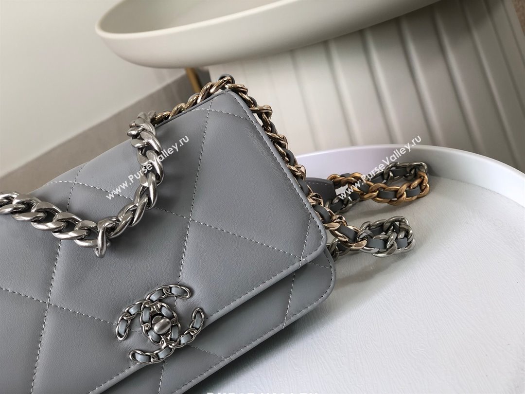 Chanel 19 Wallet On Chain WOC Bag in Lambskin AP3267 Grey/Silver 2024 (SM-24060406)