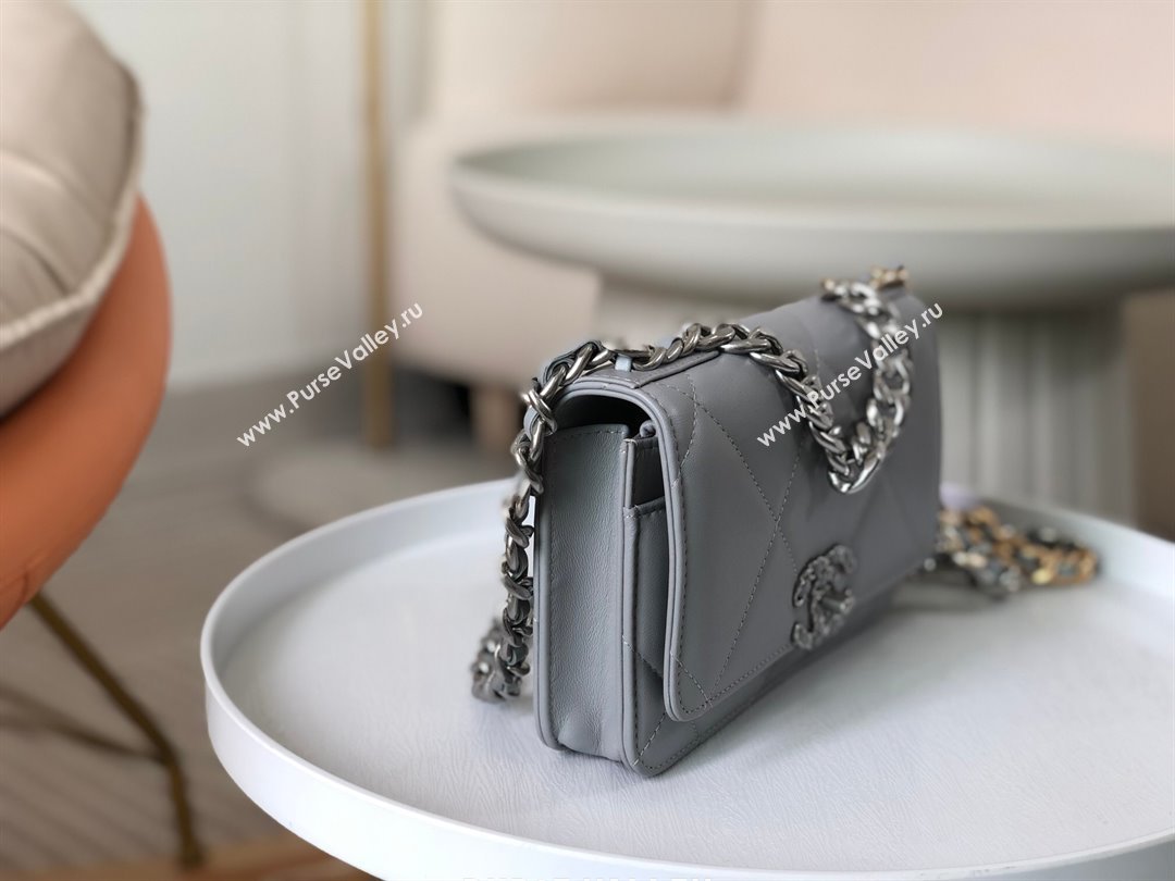 Chanel 19 Wallet On Chain WOC Bag in Lambskin AP3267 Grey/Silver 2024 (SM-24060406)