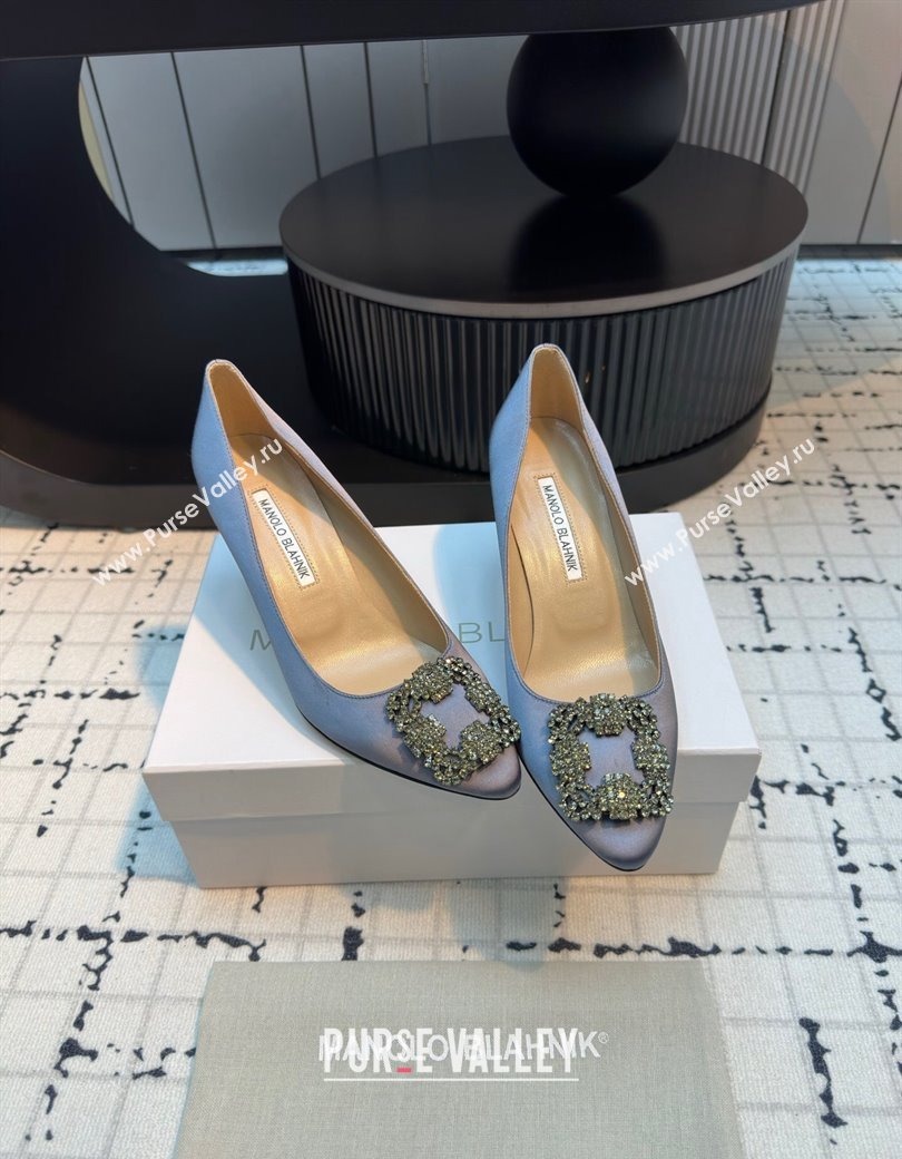 Manolo Blahnik Hangisi Satin Pumps 7cm with Strass Buckle Dusty Blue 2024 1225 (KL-241225009)