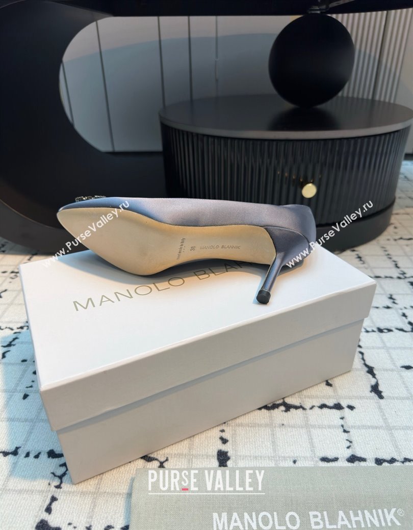 Manolo Blahnik Hangisi Satin Pumps 7cm with Strass Buckle Dusty Blue 2024 1225 (KL-241225009)