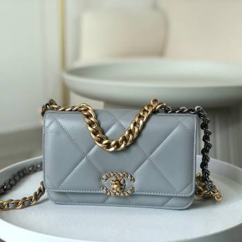 Chanel 19 Wallet On Chain WOC Bag in Lambskin AP3267 Grey/Gold 2024 (SM-24060405)