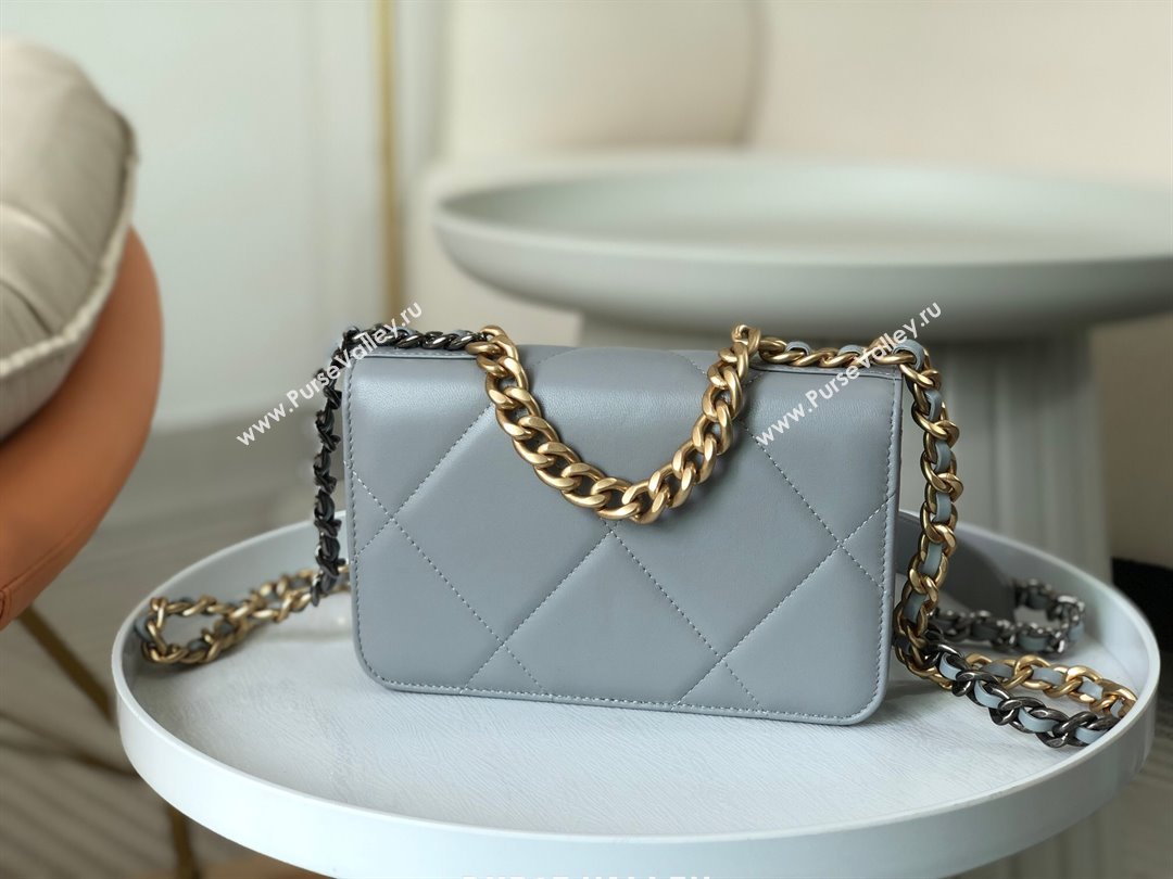 Chanel 19 Wallet On Chain WOC Bag in Lambskin AP3267 Grey/Gold 2024 (SM-24060405)