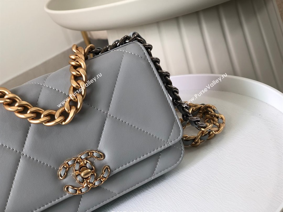 Chanel 19 Wallet On Chain WOC Bag in Lambskin AP3267 Grey/Gold 2024 (SM-24060405)