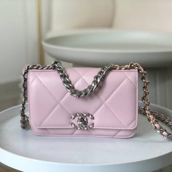 Chanel 19 Wallet On Chain WOC Bag in Lambskin AP3267 Pink/Silver 2024 (SM-24060408)
