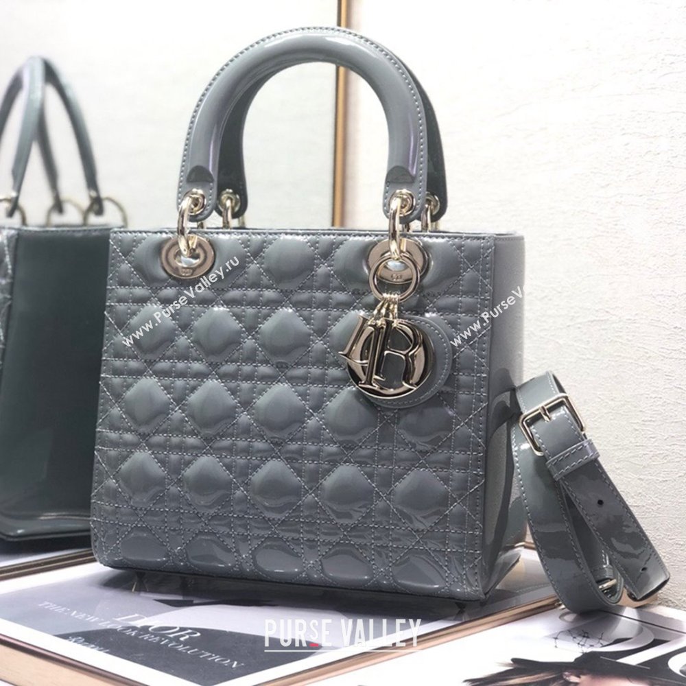 Dior Medium Lady Dior Bag in Cannage Patent Leather 44532 Grey/Gold 2024 (DMZ-24041627)