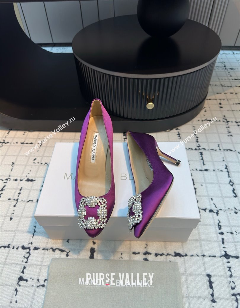 Manolo Blahnik Hangisi Satin Pumps 7cm with Strass Buckle Dark Purple 2024 1225 (KL-241225012)