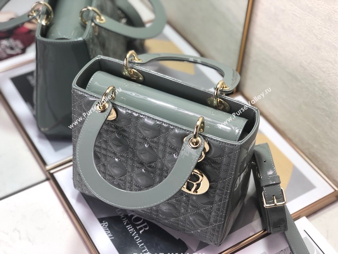 Dior Medium Lady Dior Bag in Cannage Patent Leather 44532 Grey/Gold 2024 (DMZ-24041627)