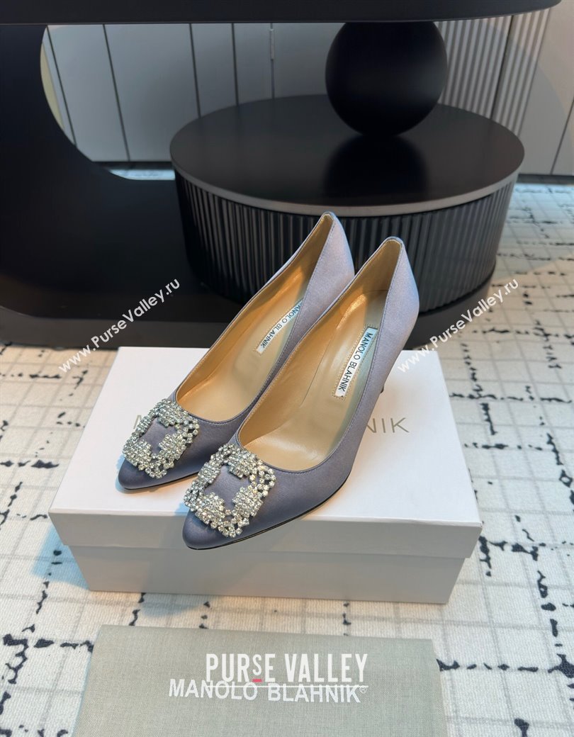 Manolo Blahnik Hangisi Satin Pumps 7cm with Strass Buckle Grey2 2024 1225 (KL-241225015)