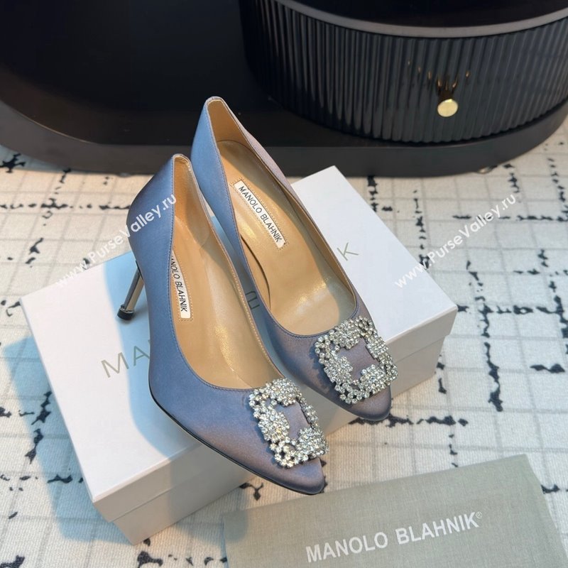 Manolo Blahnik Hangisi Satin Pumps 7cm with Strass Buckle Grey2 2024 1225 (KL-241225015)