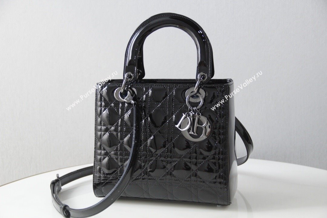 Dior Medium Lady Dior Bag in Cannage Patent Leather 44532 All Black 2024 (DMZ-24041631)