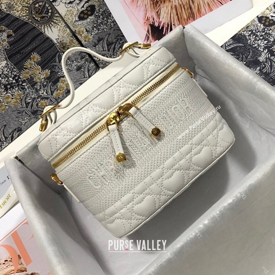 Dior Small Dioramour DiorTravel Vanity Case in White Cannage Lambskin with Heart Motif 2021 (XXG-21090811)