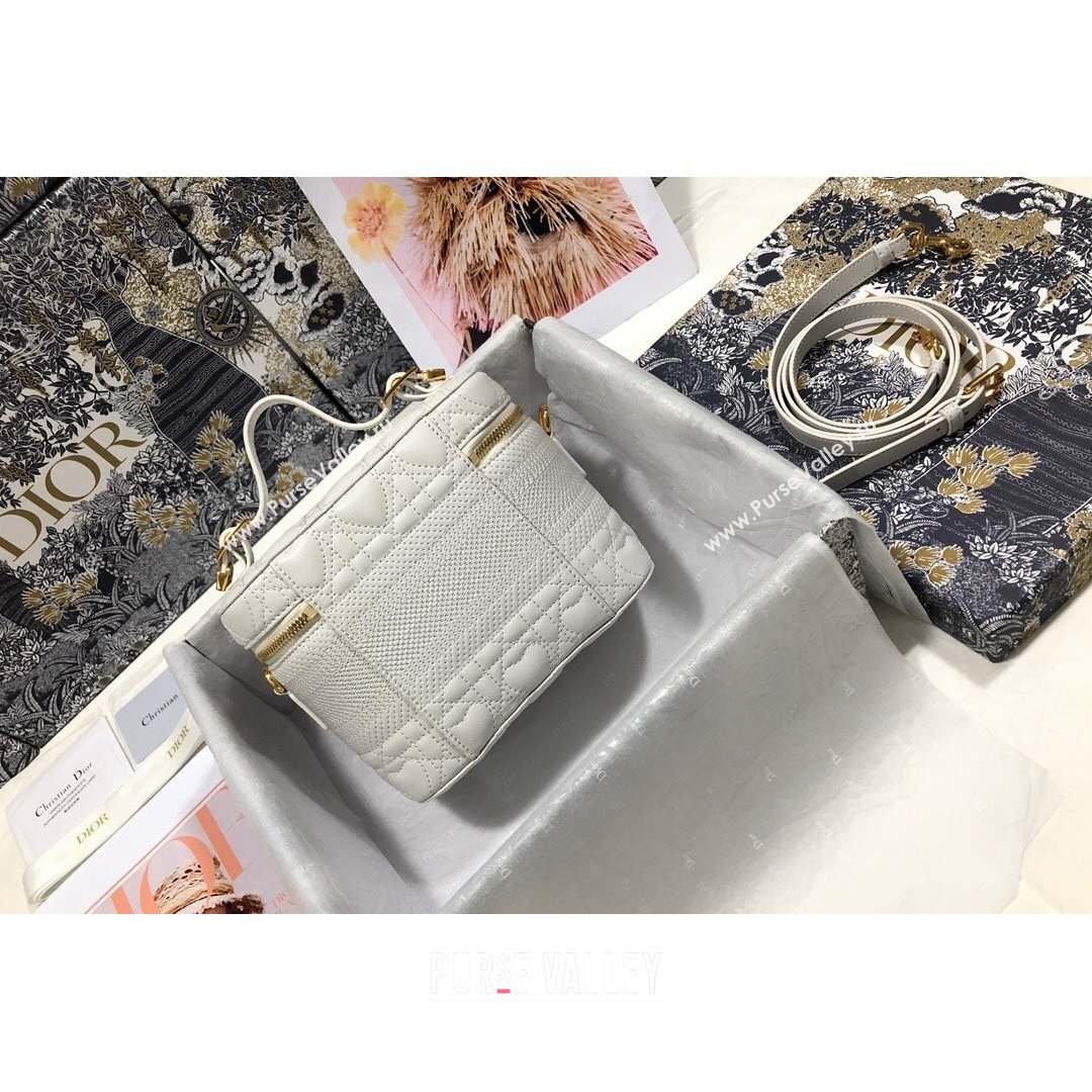 Dior Small Dioramour DiorTravel Vanity Case in White Cannage Lambskin with Heart Motif 2021 (XXG-21090811)